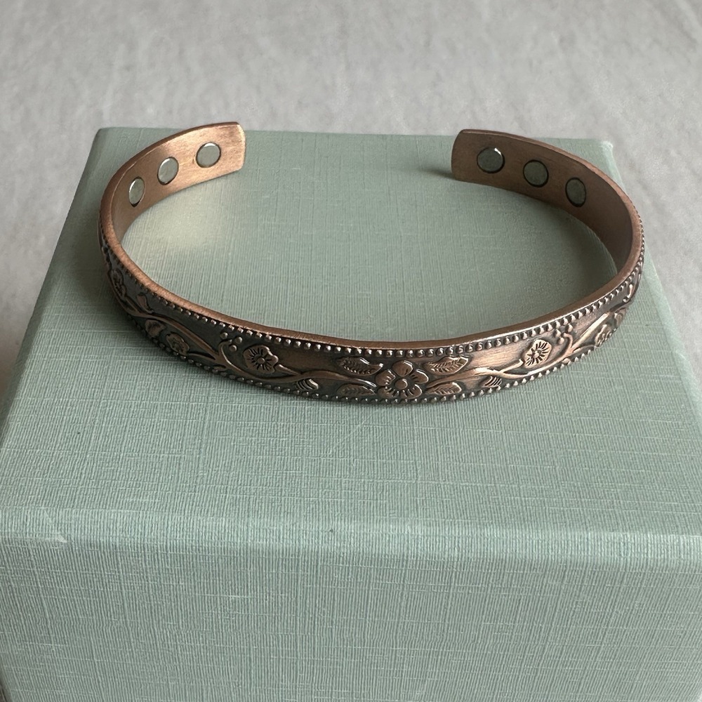 Copper Magnetic Bracelet for Arthritis Pain Relief Powerful Magnets Energy Cuff‎